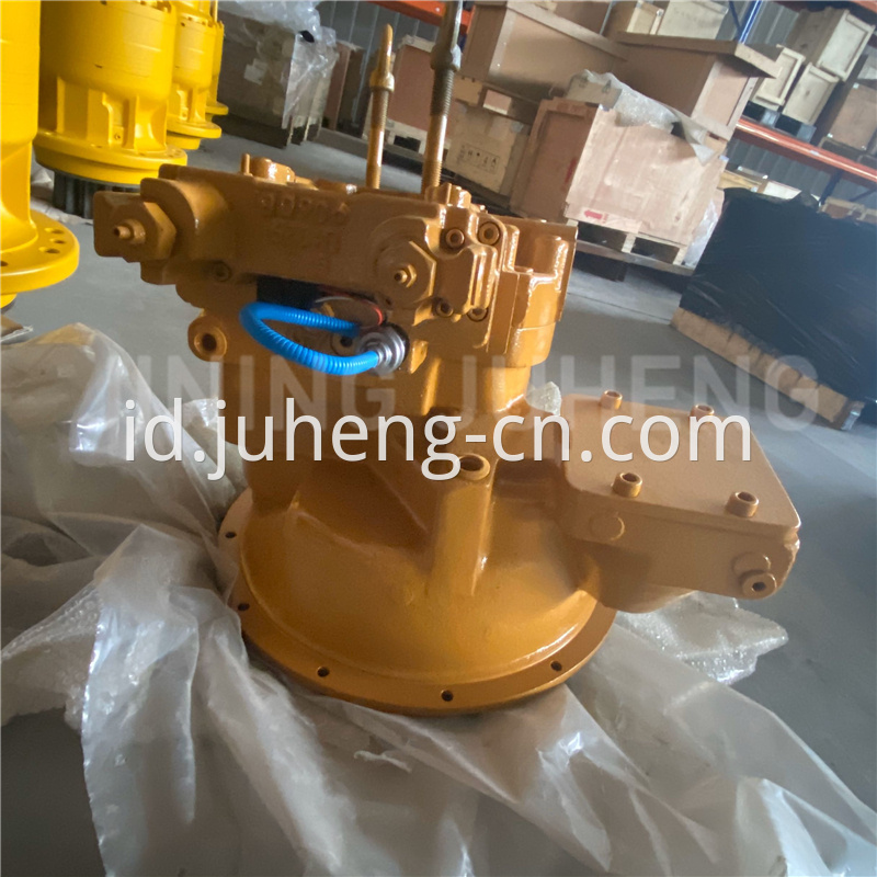 320b Hydraulic Pump3